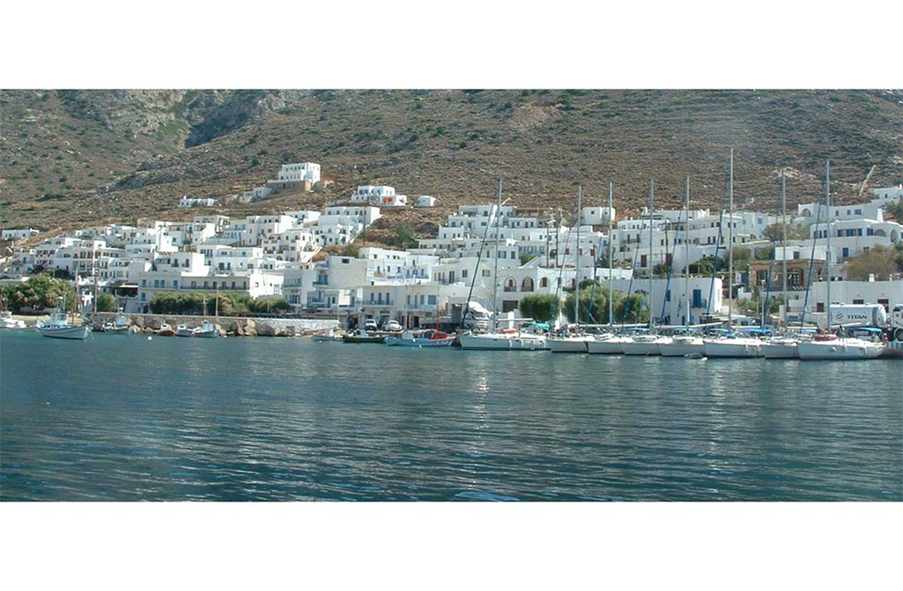 The port of Kamares