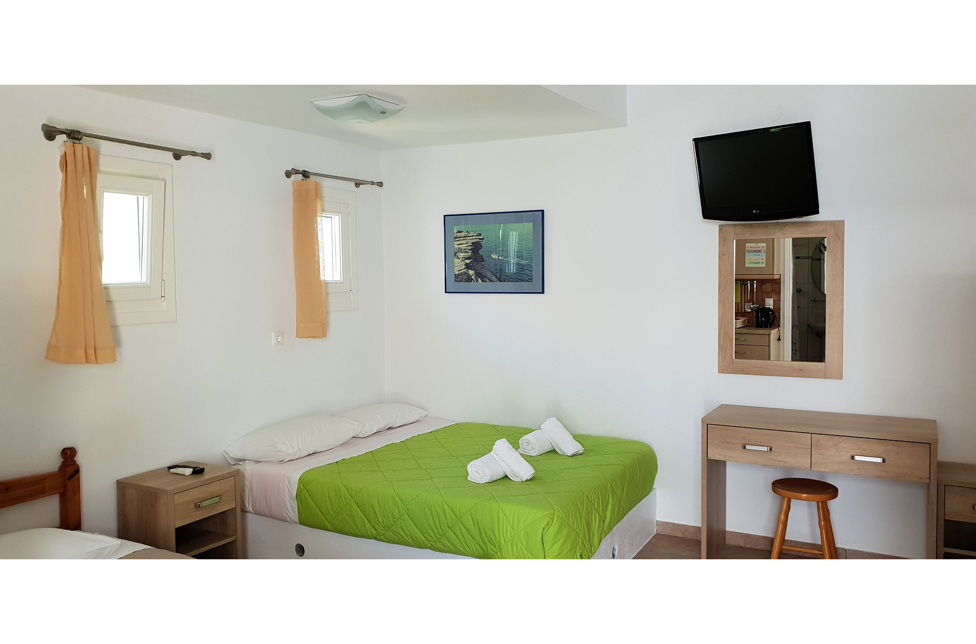 Studios for 5 people in Sifnos