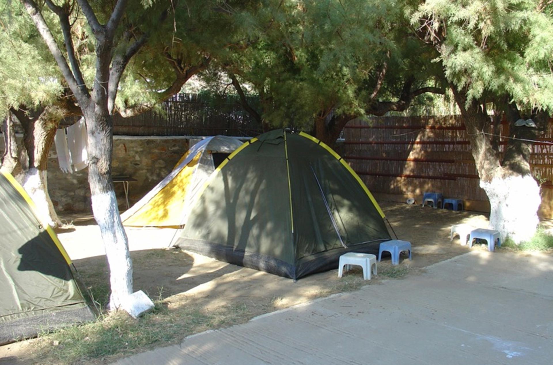 Organized camping at Kamares of Sifnos